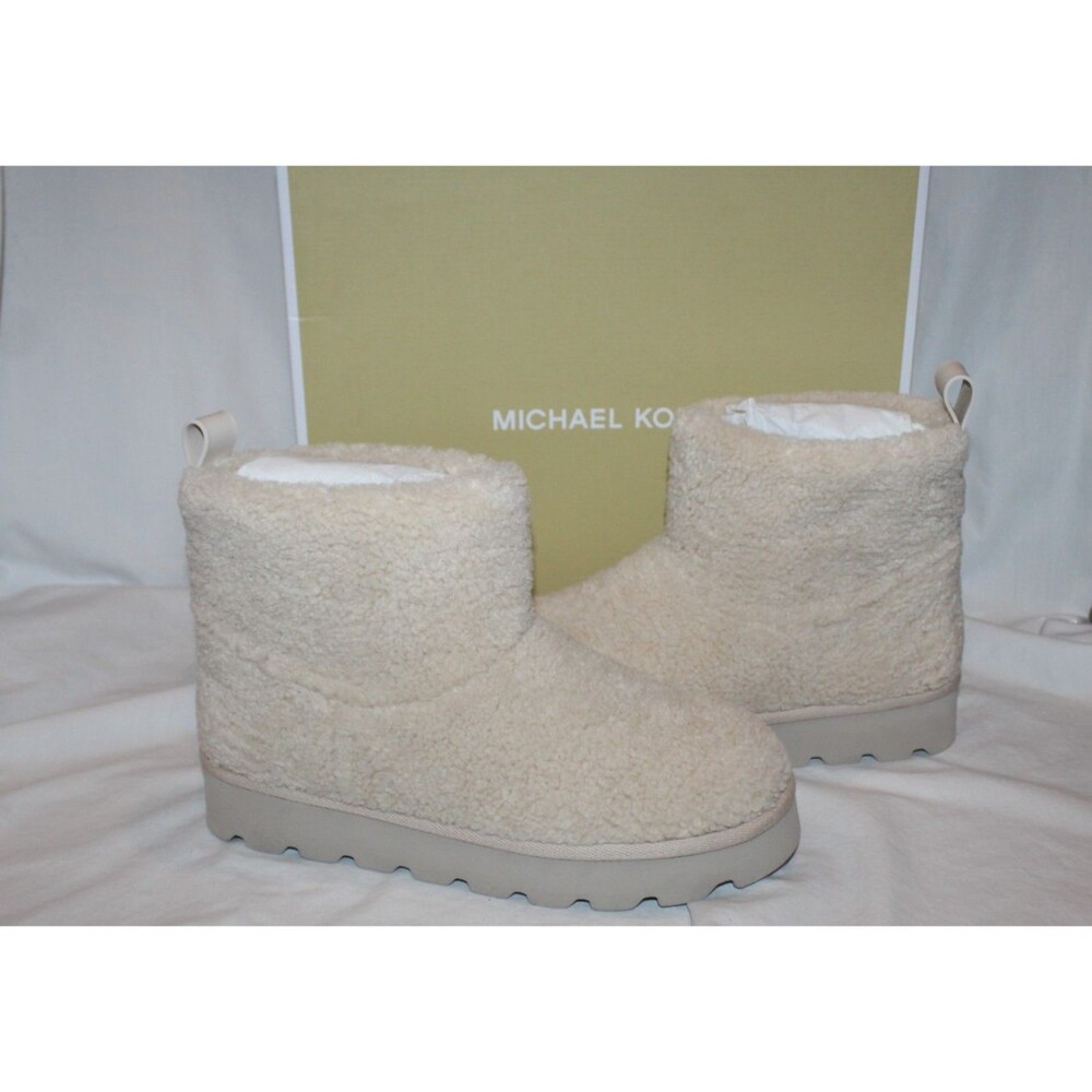 Michael Kors Winnie Bootie Faux Curly Shearing Boots $175 Natural 7 M NIB